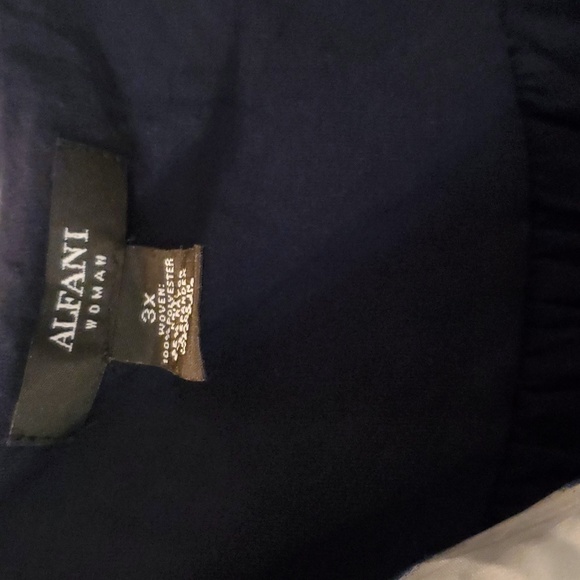 Plus Size Alfani two piece top and wide leg pants, size 3X - Picture 5 of 6